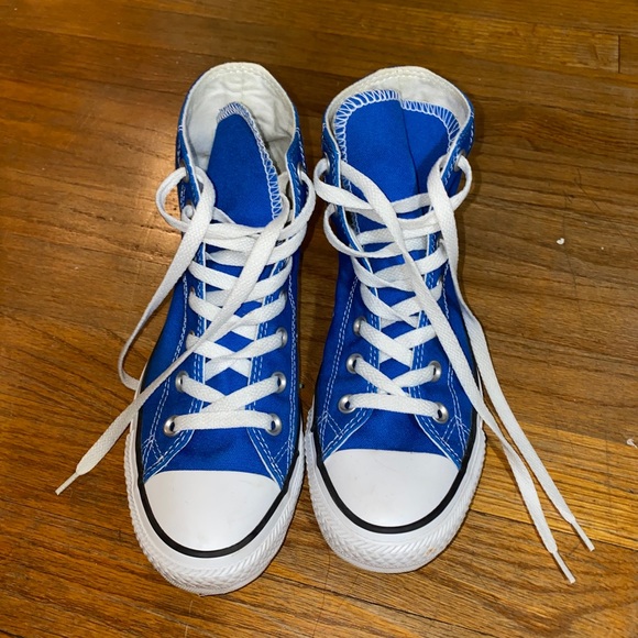 Blue high top size 7 /5